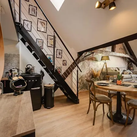 Apartment Le Double G- T2 Avec Mezzanine Idealement Place